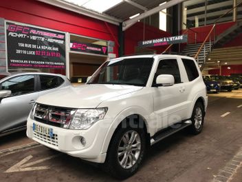 MITSUBISHI PAJERO 3 III (2) 3.2 DI-D 200 INSTYLE BVA 3P