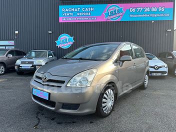 TOYOTA COROLLA VERSO 2 II 136 D-4D LINEA TERRA 5PL