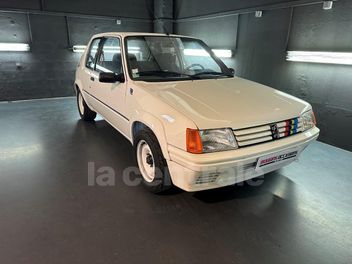 PEUGEOT 205 RALLYE