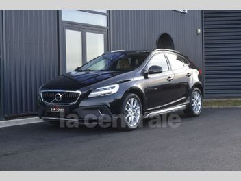 VOLVO V40 (2E GENERATION) CROSS COUNTRY II (2) CROSS COUNTRY T3 152 LUXE GEARTRONIC