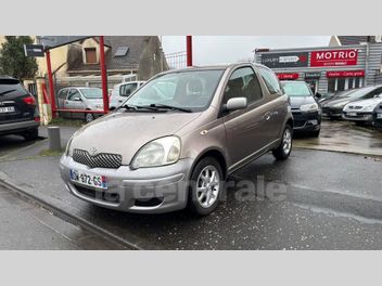 TOYOTA YARIS (2) 65 VVT-I LINEA LUNA 3P