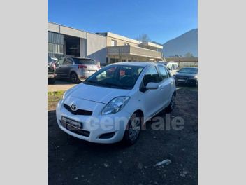 TOYOTA YARIS 2 II (2) 90 D-4D CONFORT 5P