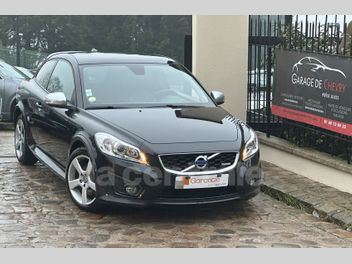 VOLVO C30 (2) D3 150 R-DESIGN