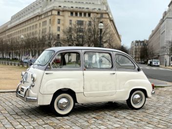 FIAT 600 2P