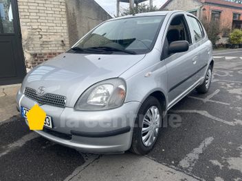 TOYOTA YARIS 1.0 LINEA LUNA 5P