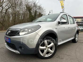 DACIA SANDERO 1.6 MPI 90 LAUREATE