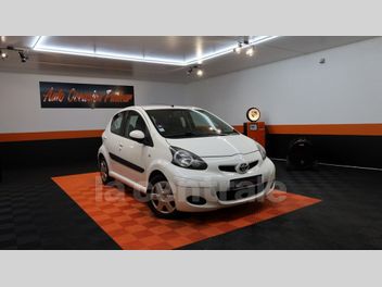 TOYOTA AYGO (2) 1.0 VVT-I CONNECT BVA 5P