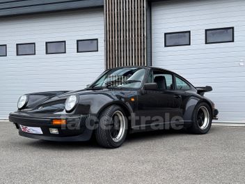 PORSCHE 911 TYPE 930 (930) TURBO 3.3 300