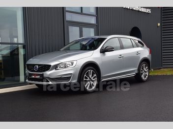 VOLVO V60 CROSS COUNTRY D3 150 PRO