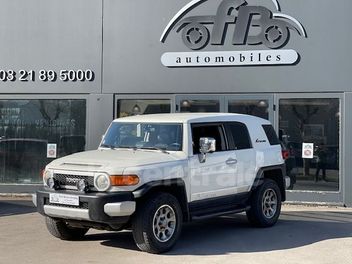 TOYOTA FJ CRUISER 4.0 V6 VVT-I 239 BVA