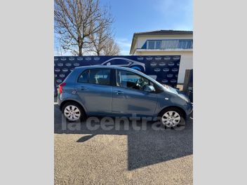 TOYOTA YARIS 2 II 87 VVT-I 5P