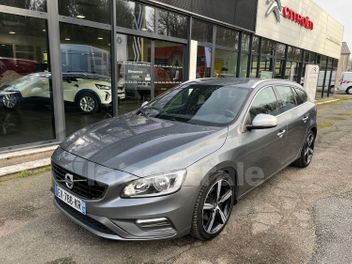 VOLVO V60 (2) D3 150 R-DESIGN GEARTRONIC