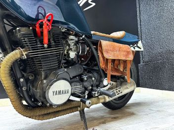 YAMAHA XJ 900