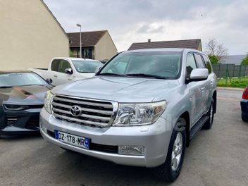TOYOTA LAND CRUISER SW SERIE 200 (VDJ200) 4.5 V8 D-4D 286 LEGENDE PACK