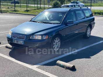 VOLVO V70 (3E GENERATION) III 2.4 D 163 MOMENTUM