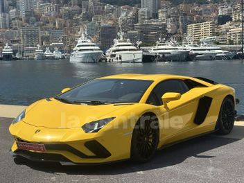 LAMBORGHINI 