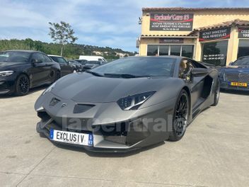LAMBORGHINI 