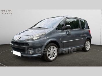 PEUGEOT 