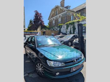 PEUGEOT 