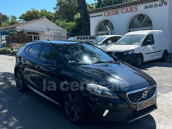 VOLVO V40 (2E GENERATION) CROSS COUNTRY II CROSS COUNTRY D3 150 7CV MOMENTUM BUSINESS GEARTRONIC 6
