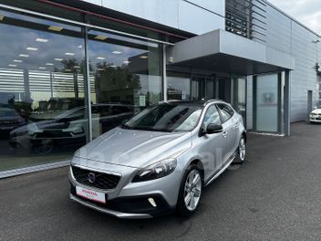VOLVO V40 (2E GENERATION) CROSS COUNTRY II CROSS COUNTRY D3 150 MOMENTUM GEARTRONIC 6
