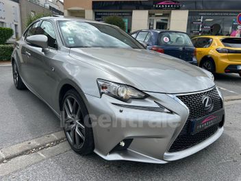 LEXUS IS 3 III (2) 300H F SPORT