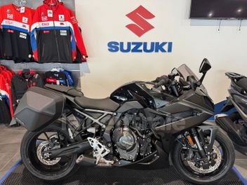 SUZUKI GSX-8R 800