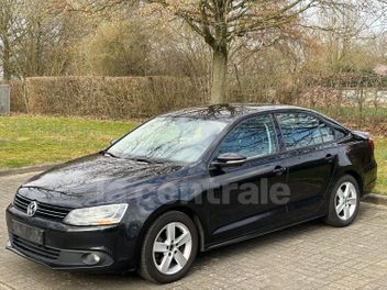 VOLKSWAGEN JETTA 4 IV 1.6 TDI 105 BLUEMOTION TECHNOLOGY CONFORTLINE