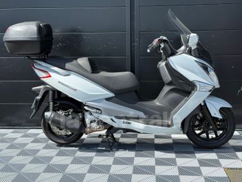SYM GTS 125