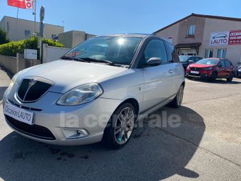 LANCIA YPSILON 2 II 1.4 16S MOMO DESIGN