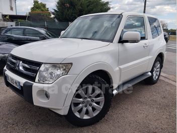 MITSUBISHI PAJERO 3 III (2) 3.2 DI-D 200 INSTYLE BVA 3P