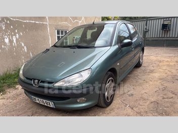 PEUGEOT 