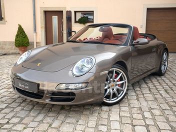PORSCHE 