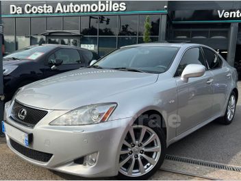 LEXUS 