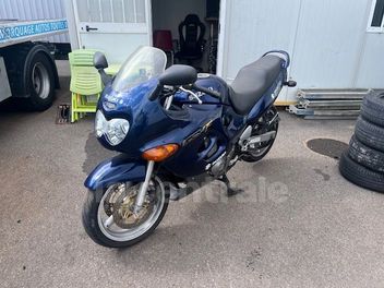 SUZUKI GSX-R 750