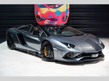 LAMBORGHINI 