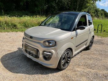 MICROCAR M.GO6 PACK DESIGN