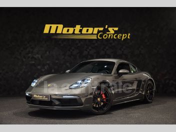 PORSCHE 