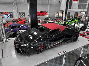 LAMBORGHINI 