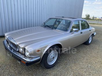 DAIMLER 
