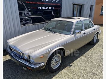 DAIMLER 