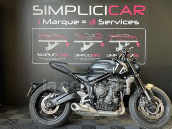 TRIUMPH TRIDENT 660