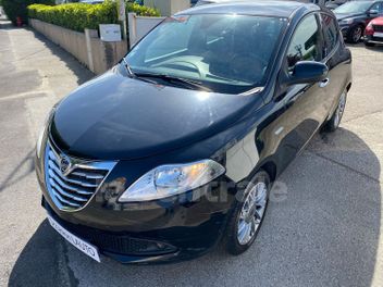 LANCIA YPSILON 3 III 1.2 8V 69 STOP&START BLACK & RED 5P