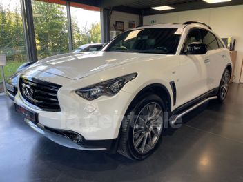 INFINITI 