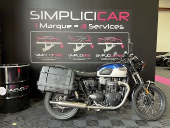 TRIUMPH BONNEVILLE 900 T100