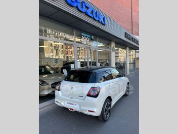 SUZUKI 