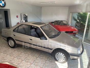 PEUGEOT 