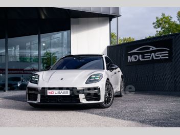 PORSCHE 