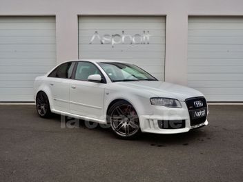 AUDI RS4 (3E GENERATION) III 4.2 V8 FSI 420 QUATTRO
