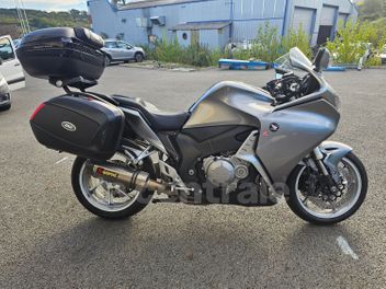 HONDA VFR 1200 F